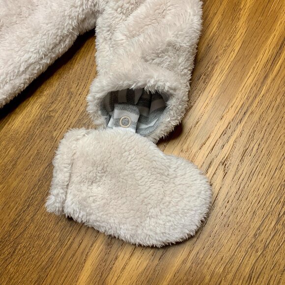 JOJO MAMAN BEBE Mocha Bear Snowsuit 0-3 months Baby Infant Bunting Fleece Romper - Picture 7 of 12